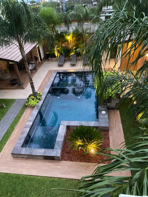 Área de piscina en tu jardín